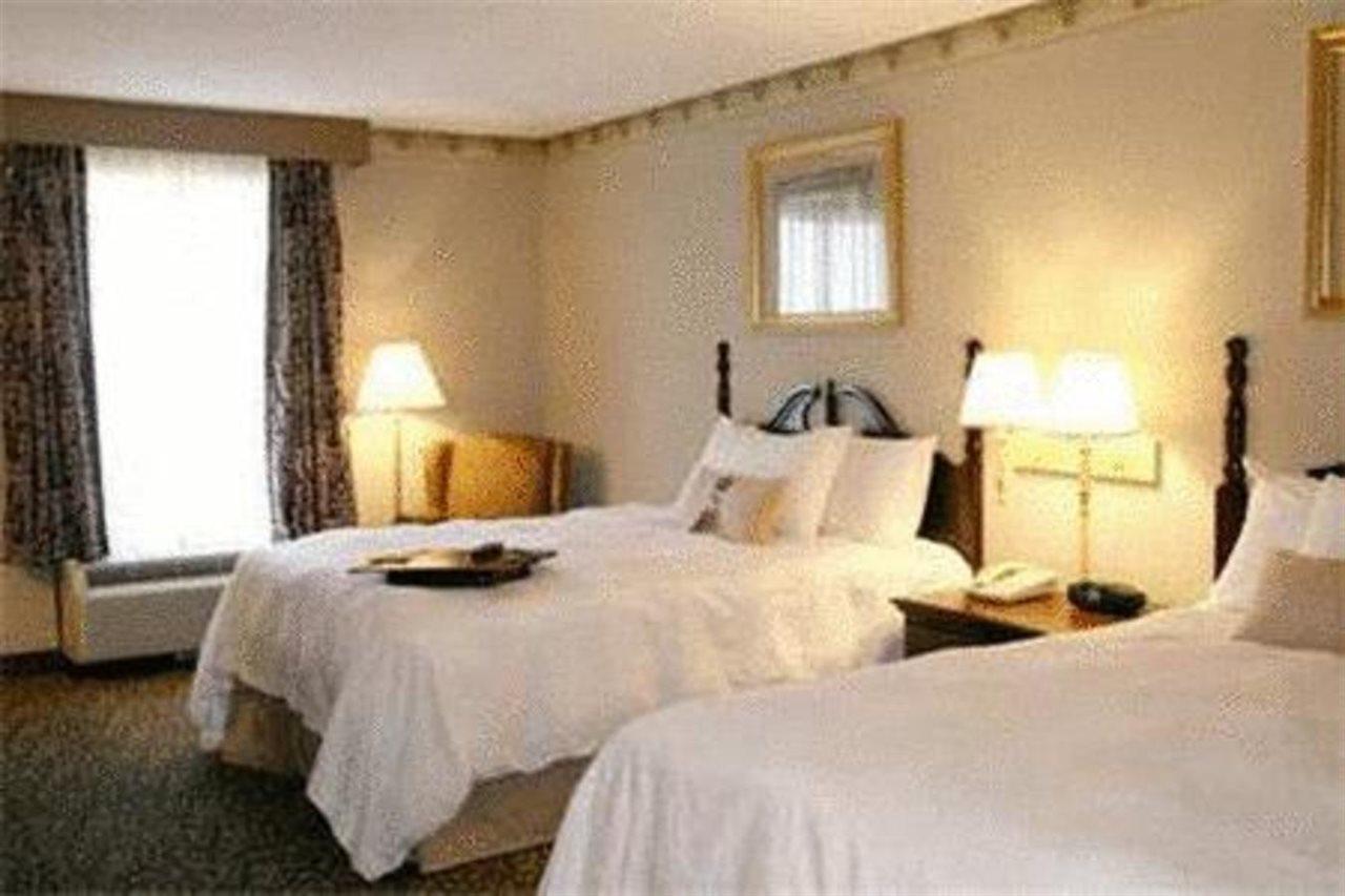 Hampton Hotel 3*