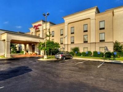 Hotel Hampton 3*